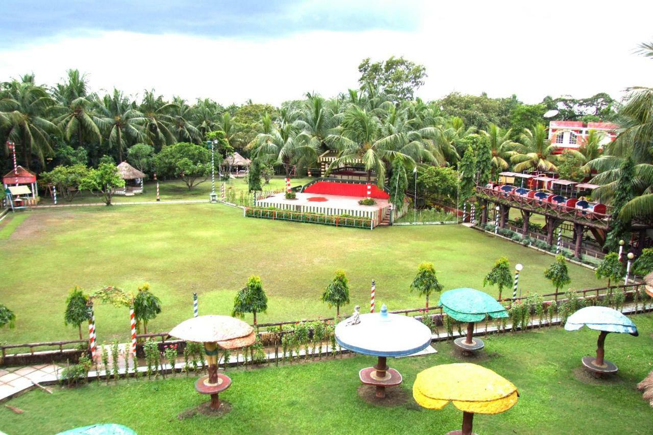 Palm Village Resort Kolkata Luaran gambar