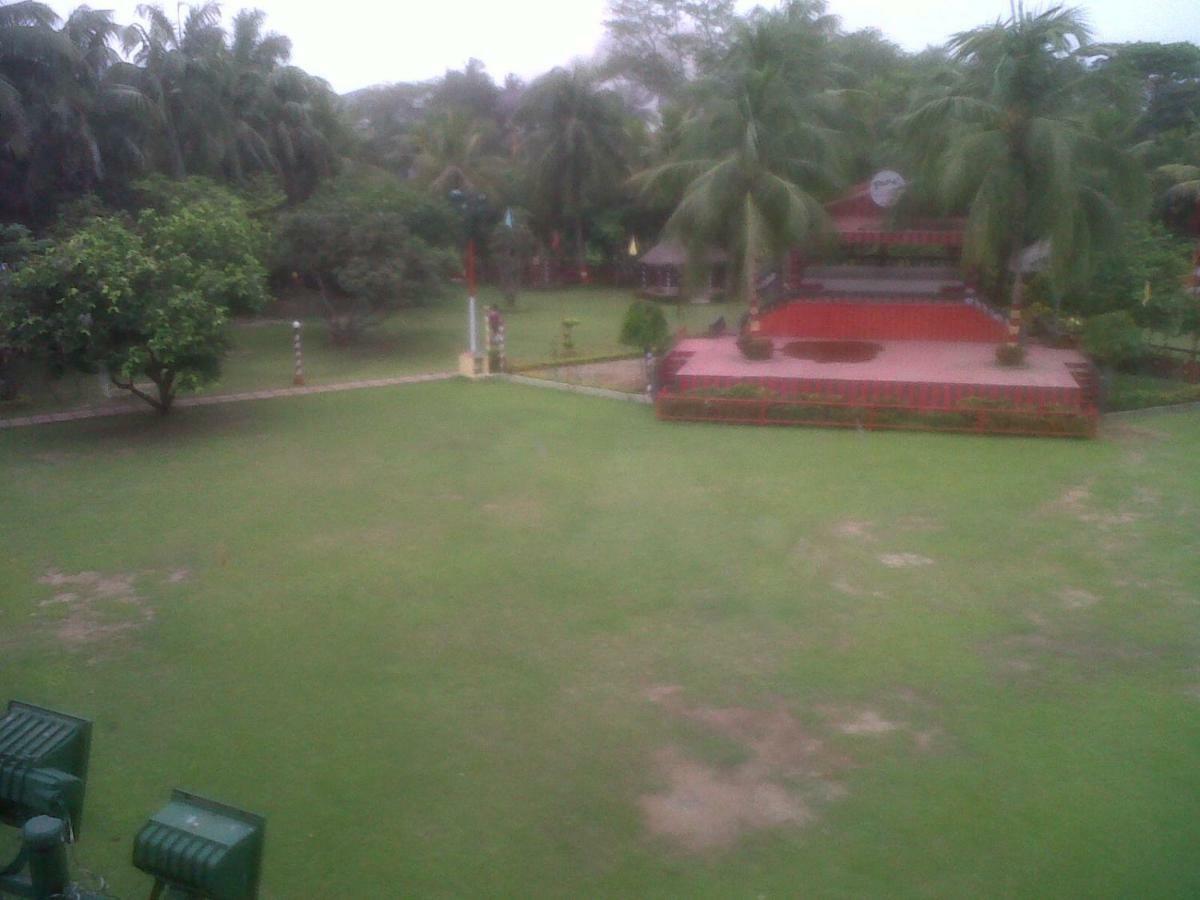 Palm Village Resort Kolkata Luaran gambar