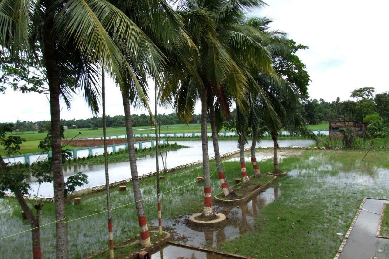 Palm Village Resort Kolkata Luaran gambar