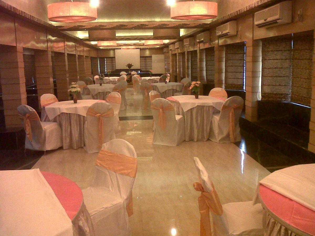 Palm Village Resort Kolkata Luaran gambar