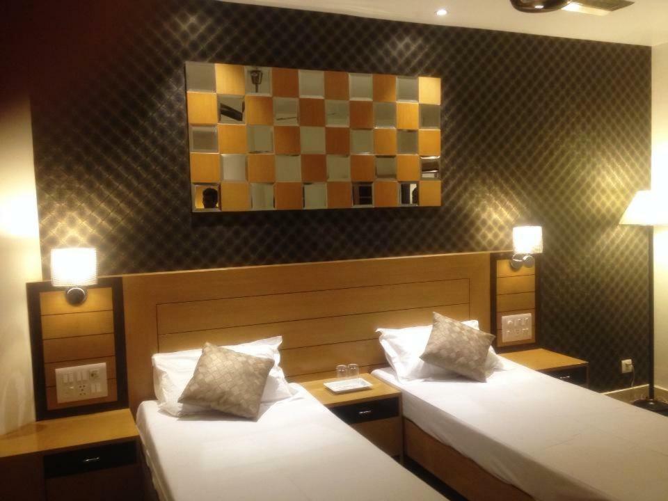 Palm Village Resort Kolkata Luaran gambar